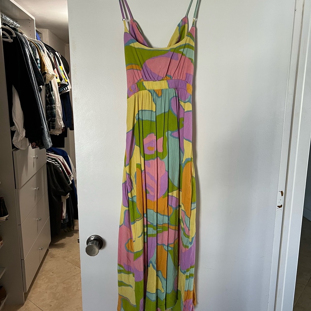 Show Me Your MuMu Vibrant Floral Midi Dress - Picture 5 of 6